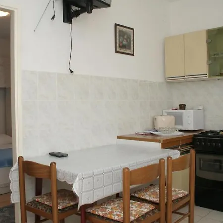 Apartments By The Sea Orebic, Peljesac - 4521 Apartment *
